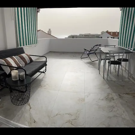 New Beautiful Apartment!beaches Nearby!ocean View! Appartement