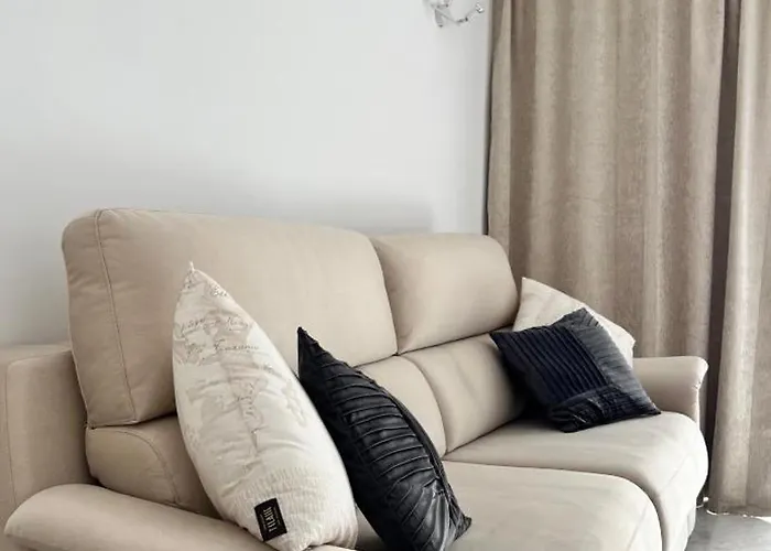 New Beautiful Apartment!beaches Nearby!ocean View!